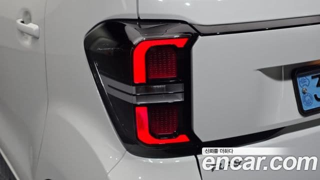 2023 Kia (Киа) The New Ray EV — миниатюра 8
