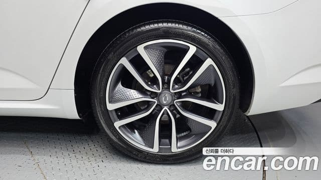 2017 Renault Korea SM6 — миниатюра 4