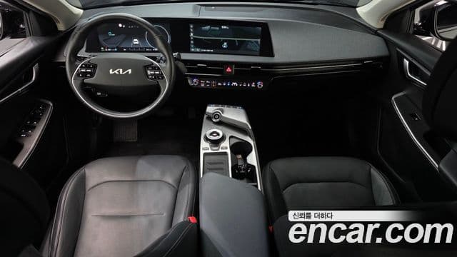 2022 Kia (Киа) EV6 — миниатюра 3