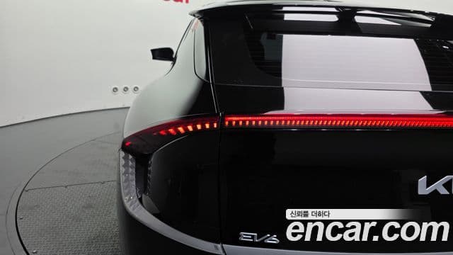 2022 Kia (Киа) EV6 — миниатюра 7