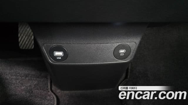 2022 Kia (Киа) EV6 — миниатюра 9