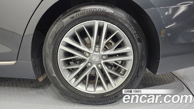 2018 Hyundai (Хёндэ) Grandeur IG — миниатюра 9