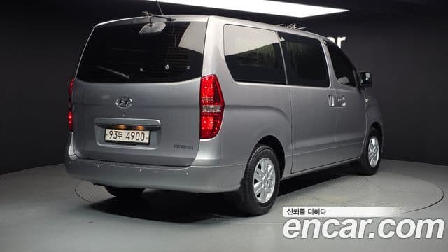 2021 Hyundai (Хёндэ) The New Grand Starex — миниатюра 6