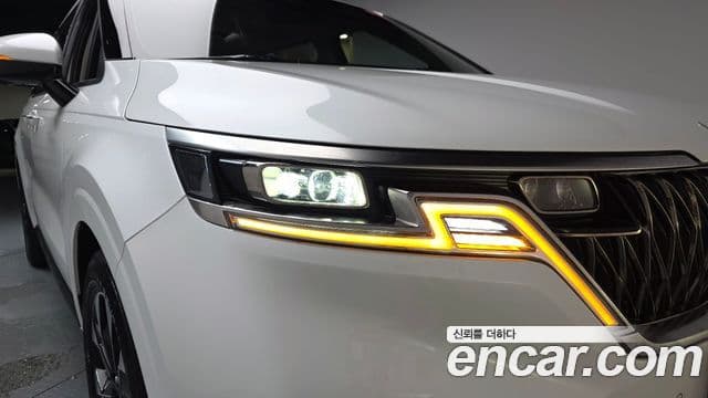 2023 Kia (Киа) Carnival 4th Gen — миниатюра 10