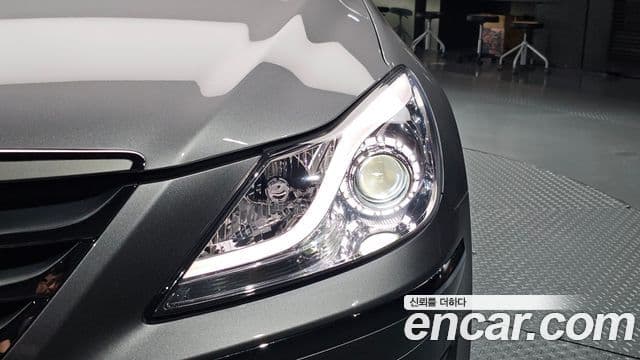 2012 Hyundai (Хёндэ) Genesis — миниатюра 3