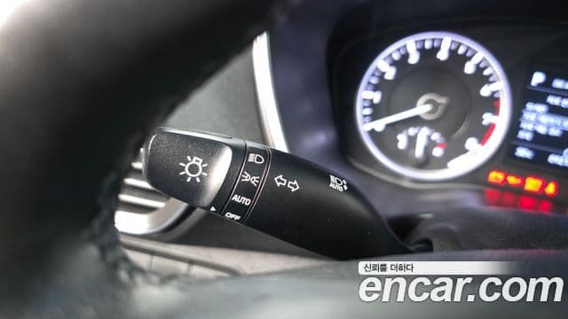 2019 Hyundai (Хёндэ) Santa Fe TM — миниатюра 9