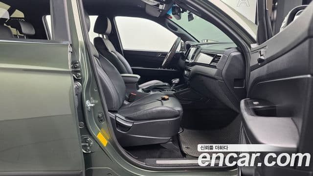 2022 SsangYong The New 렉스턴 스포츠 칸 — миниатюра 2