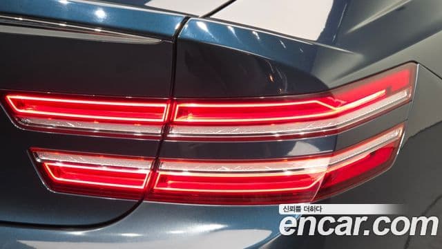 2021 Genesis G80 (RG3) — миниатюра 4