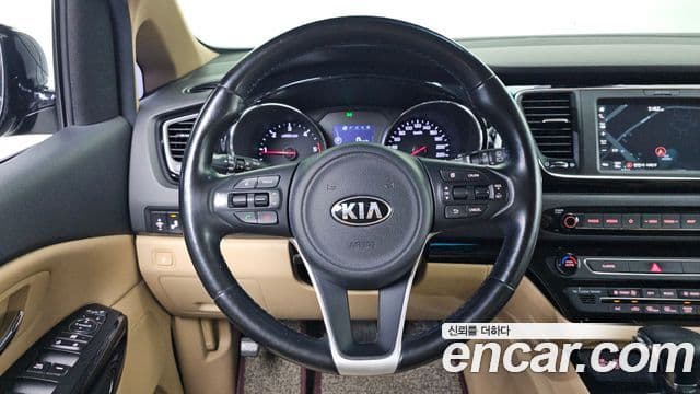 2017 Kia (Киа) All New Carnival — миниатюра 2