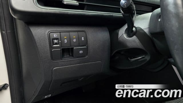 2023 Hyundai (Хёндэ) 스타리아 — миниатюра 5