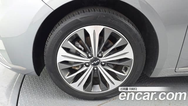 2022 Kia (Киа) K8 — миниатюра 4