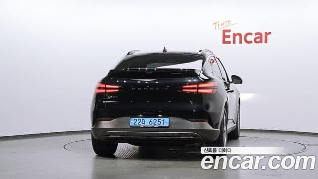 2024 Genesis GV60