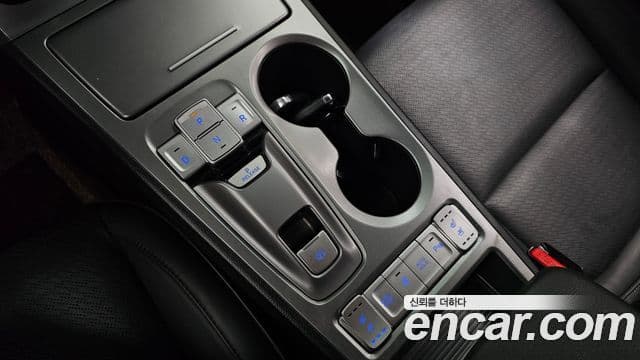2020 Hyundai (Хёндэ) Kona Electric — миниатюра 7