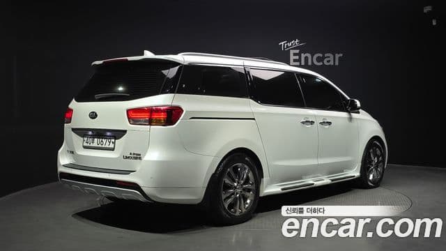 2015 Kia (Киа) All New Carnival — миниатюра 8