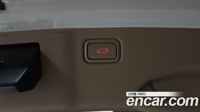2015 Kia (Киа) All New Carnival — миниатюра 3