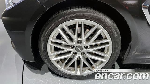 2019 Genesis G70 — миниатюра 6