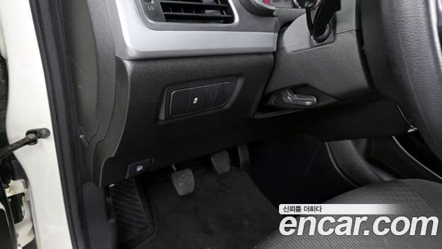2015 SsangYong New 코란도 C — миниатюра 8