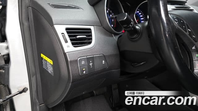 2014 Hyundai (Хёндэ) The New Avante — миниатюра 4