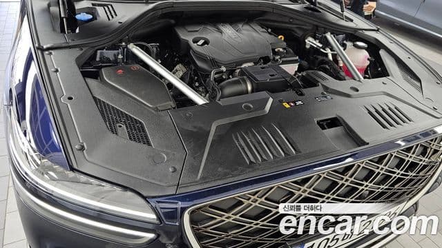 2024 Genesis GV70 — миниатюра 3