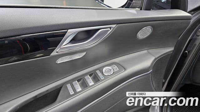 2020 Genesis GV80 — миниатюра 8