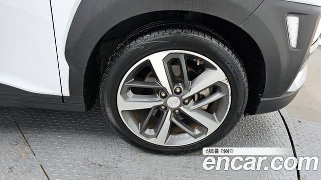 2018 Hyundai (Хёндэ) Kona — миниатюра 4
