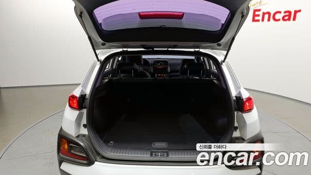 2018 Hyundai (Хёндэ) Kona — миниатюра 10