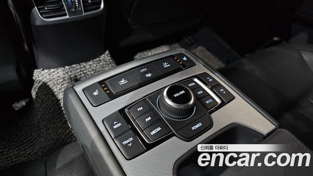 2018 Genesis G80 — миниатюра 9