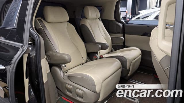 2021 Kia (Киа) Carnival 4th Gen — миниатюра 8