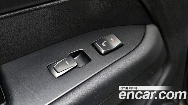 2022 SsangYong The New 렉스턴 스포츠 칸 — миниатюра 10