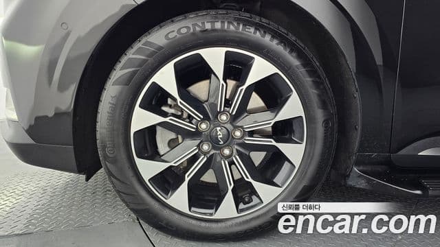 2023 Kia (Киа) Carnival 4th Gen — миниатюра 2