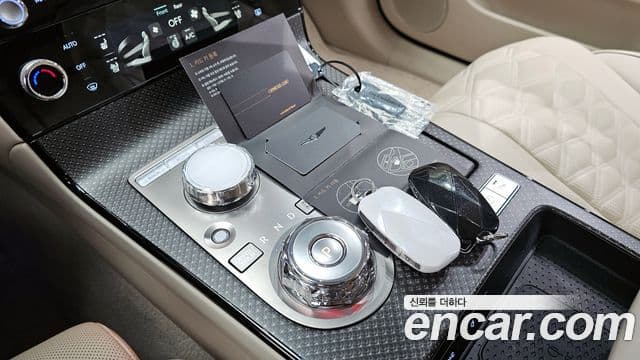 2024 Genesis G80 (RG3) — миниатюра 2