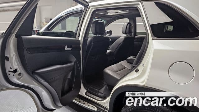 2011 Kia (Киа) Sorento R — миниатюра 8