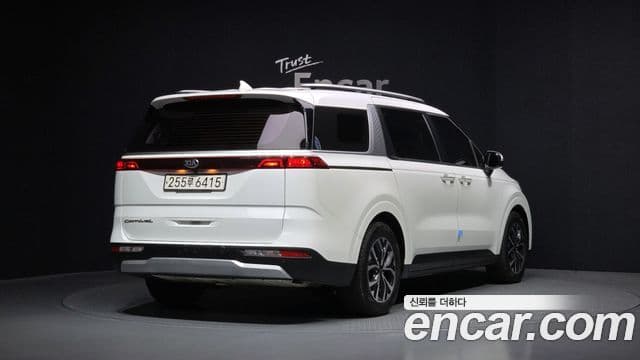 2021 Kia (Киа) Carnival 4th Gen — миниатюра 8