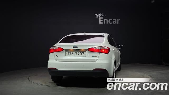 2015 Kia (Киа) K3 — миниатюра 7