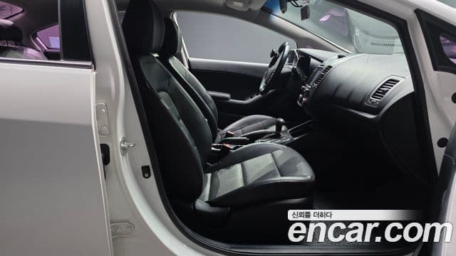 2015 Kia (Киа) K3 — миниатюра 2