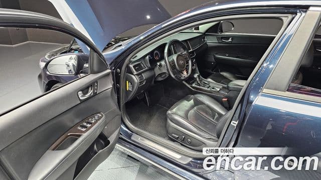 2015 Kia (Киа) K5 2nd Gen — миниатюра 8