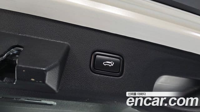 2023 Kia (Киа) Sportage 5세대 Hybrid — миниатюра 7