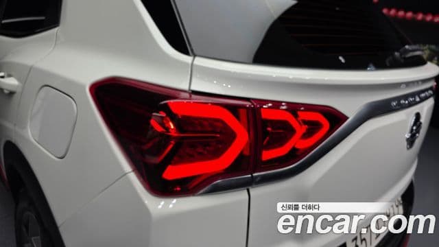 2021 SsangYong 뷰티풀 코란도 — миниатюра 9