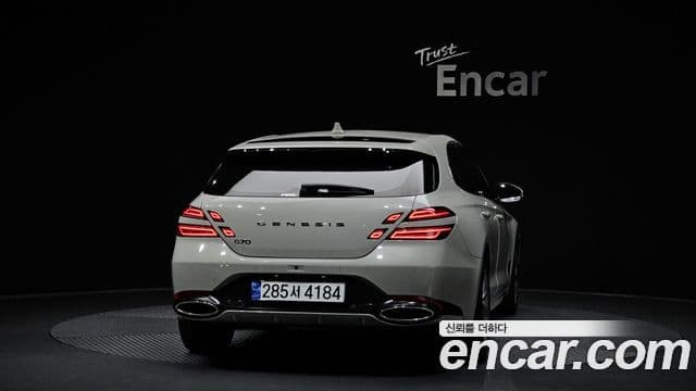 2024 Genesis The New G70 슈팅브Ray크 — миниатюра 2