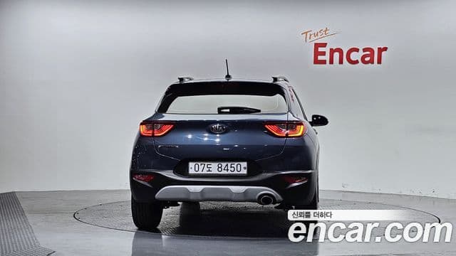 2018 Kia (Киа) 스토닉 — миниатюра 4