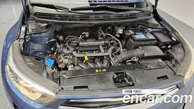 2018 Kia (Киа) 스토닉 — миниатюра 5