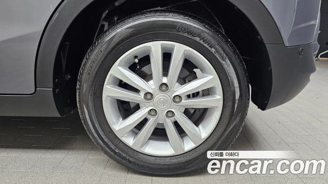 2016 SsangYong Tivoli — миниатюра 8