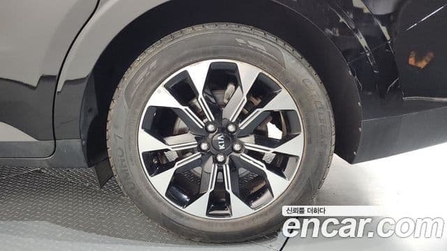 2021 Kia (Киа) Carnival 4th Gen — миниатюра 4