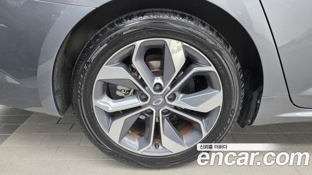 2018 Renault Korea SM6 — миниатюра 3