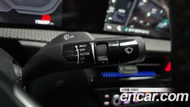 2022 Kia (Киа) EV6 — миниатюра 10
