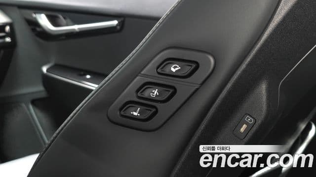 2022 Kia (Киа) EV6 — миниатюра 7