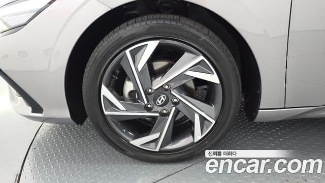 2023 Hyundai (Хёндэ) The New Avante Hybrid (CN7) — миниатюра 4