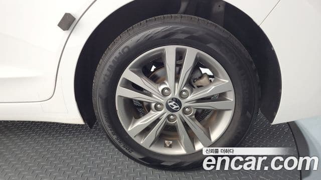 2016 Hyundai (Хёндэ) Avante AD — миниатюра 4