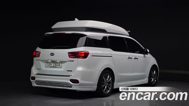 2018 Kia (Киа) The New Carnival