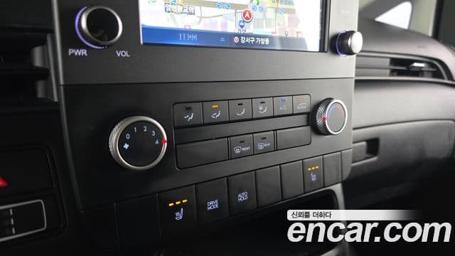 2023 Hyundai (Хёндэ) 스타리아 — миниатюра 2